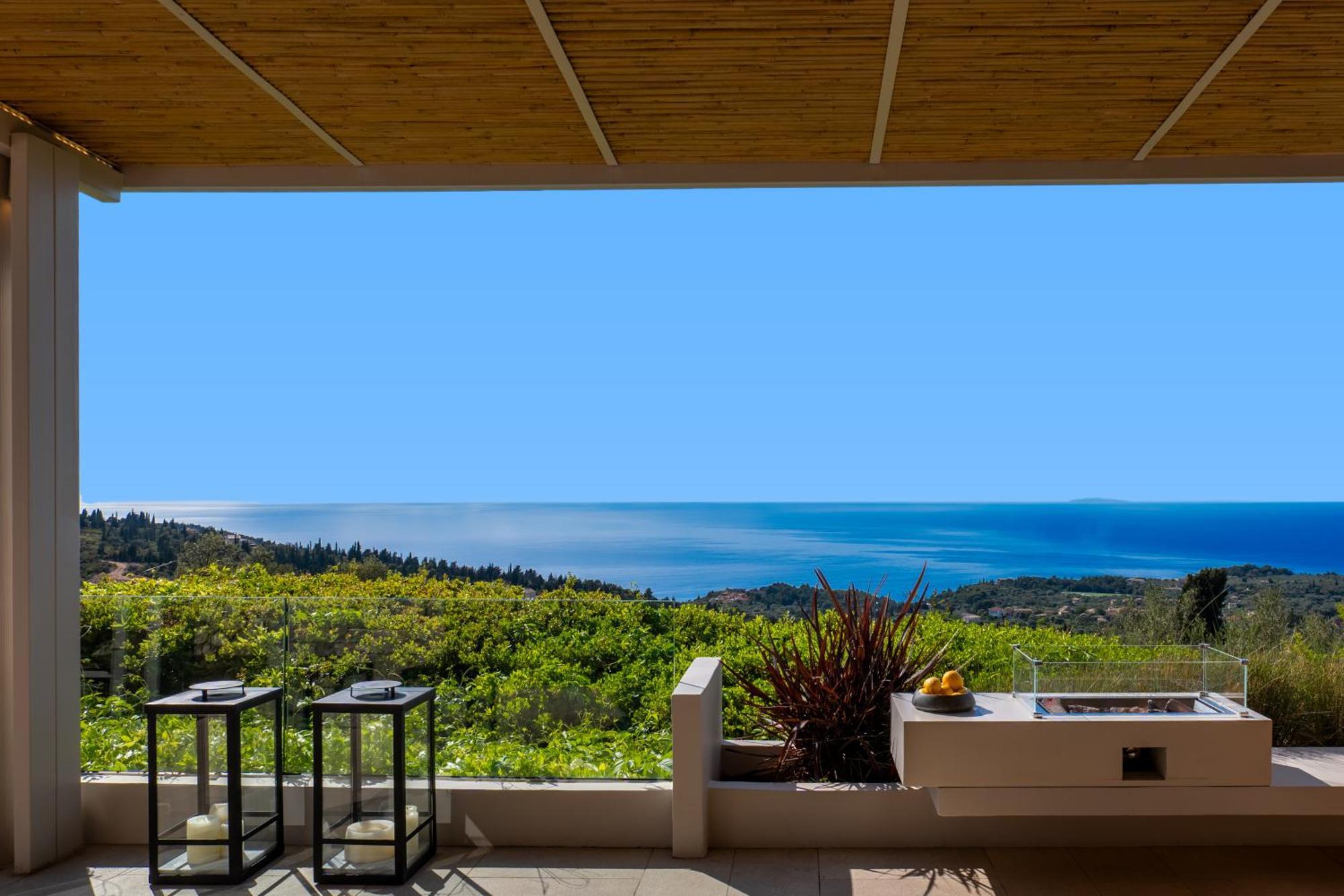 Artblue Villa Tsoukaládhes