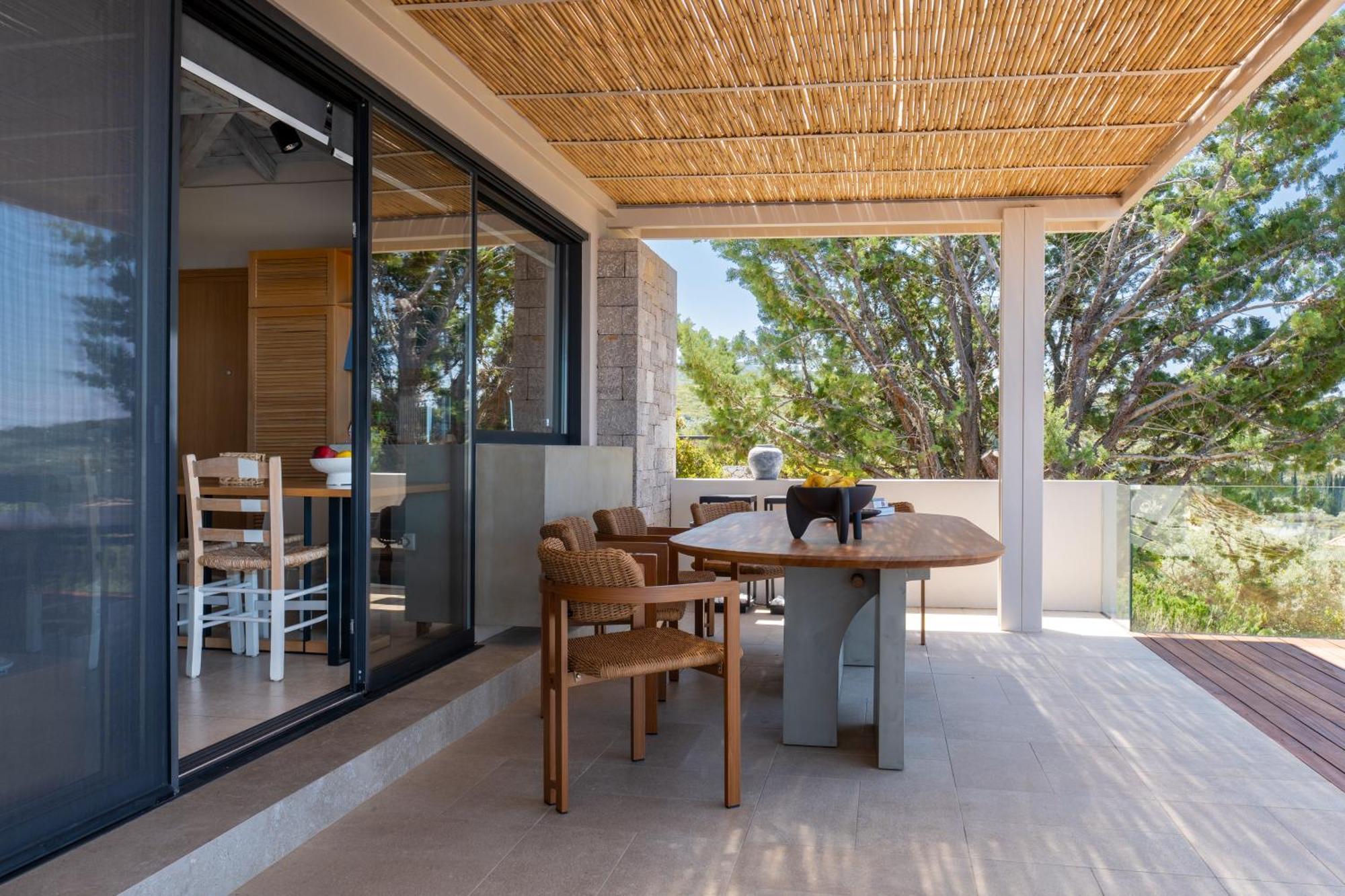 Artblue Villa Tsoukaládhes