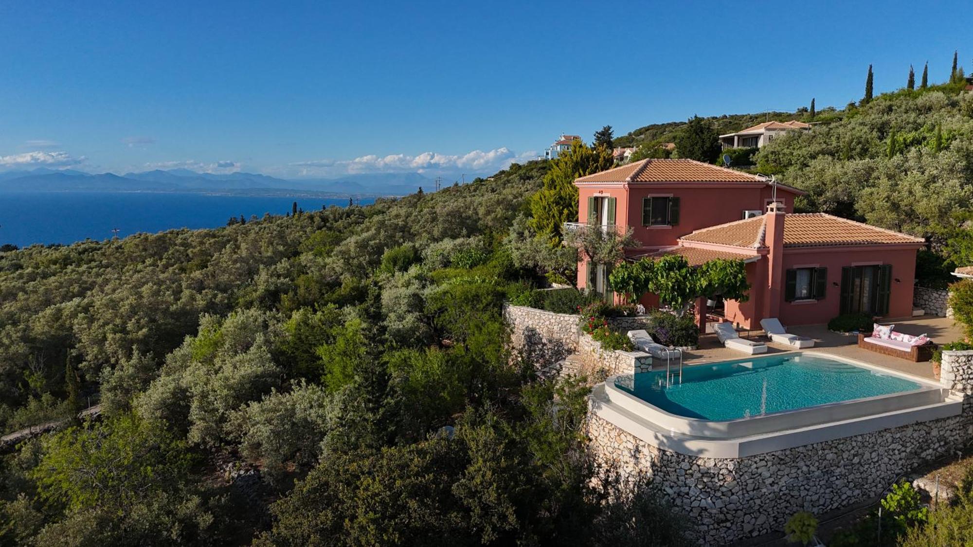 Artblue Villa