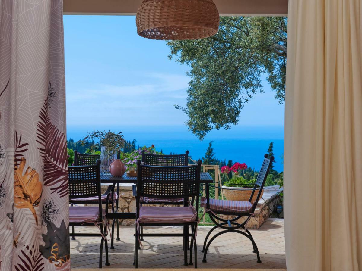 Artblue Villa